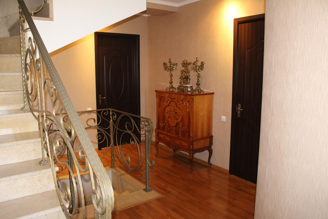 Leon Hotel Tbilisi Exterior photo